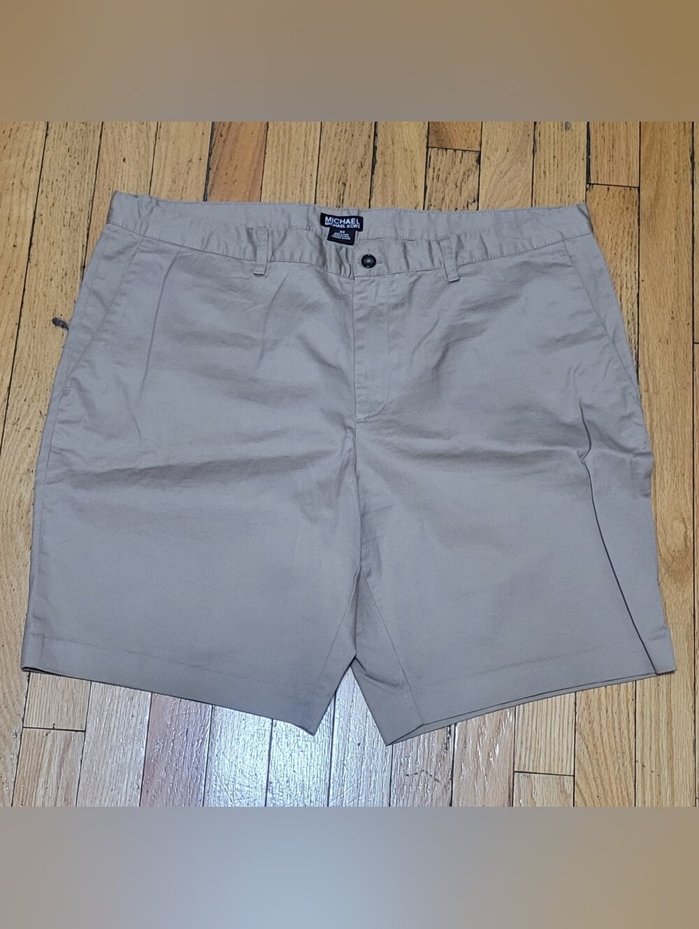 Michael Kors Men's Light Tan Flat-Front Chino Shorts